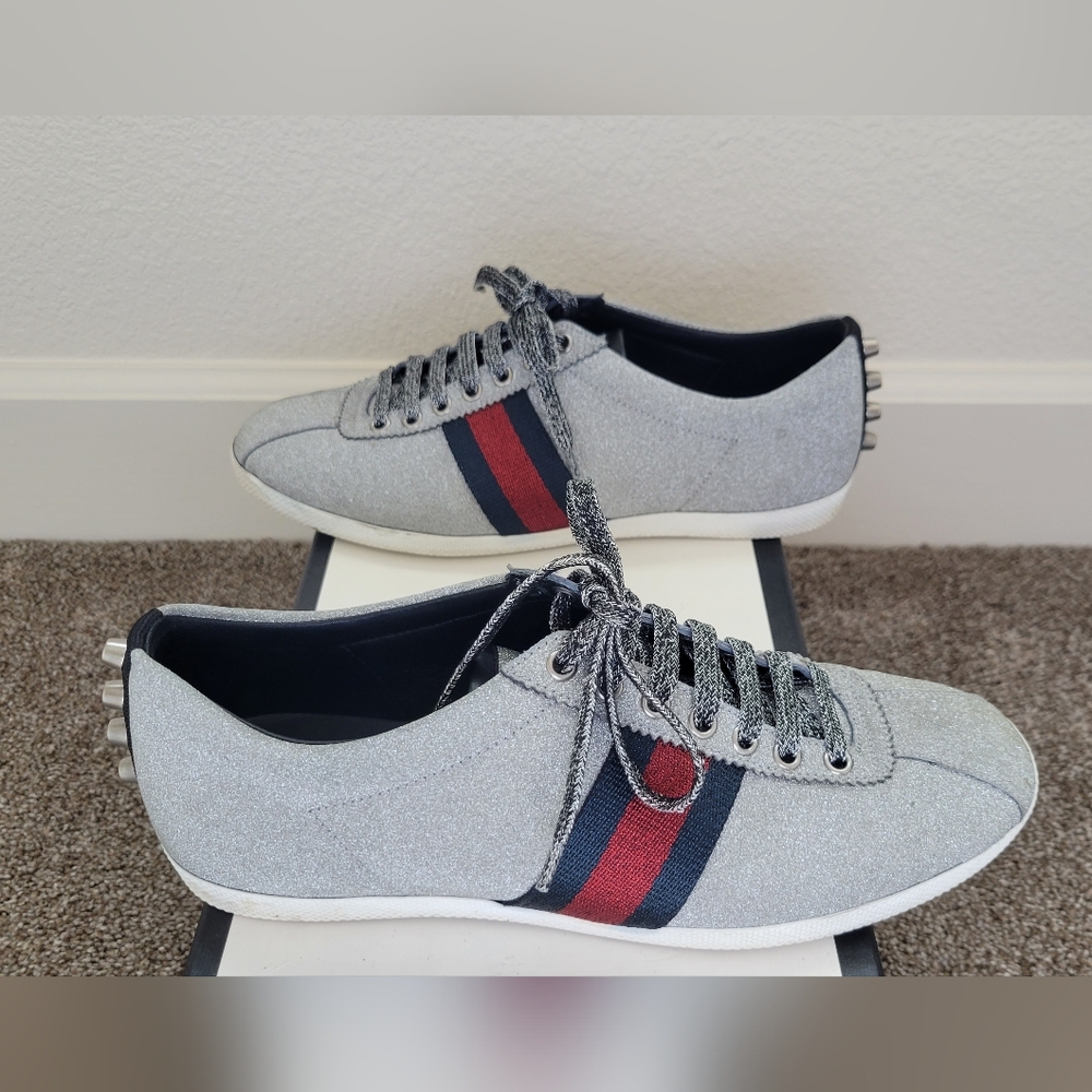 Shoes - Picture 4 of 4